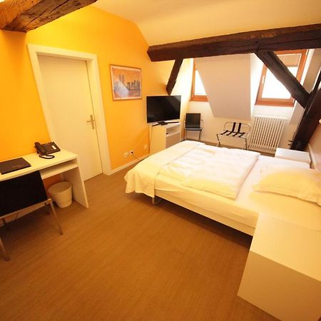 Auberge De Prangins Buitenkant foto
